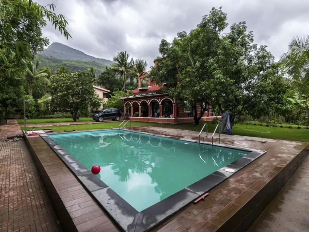 Red House 3Bhk Villa Karjat Eksteriør bilde